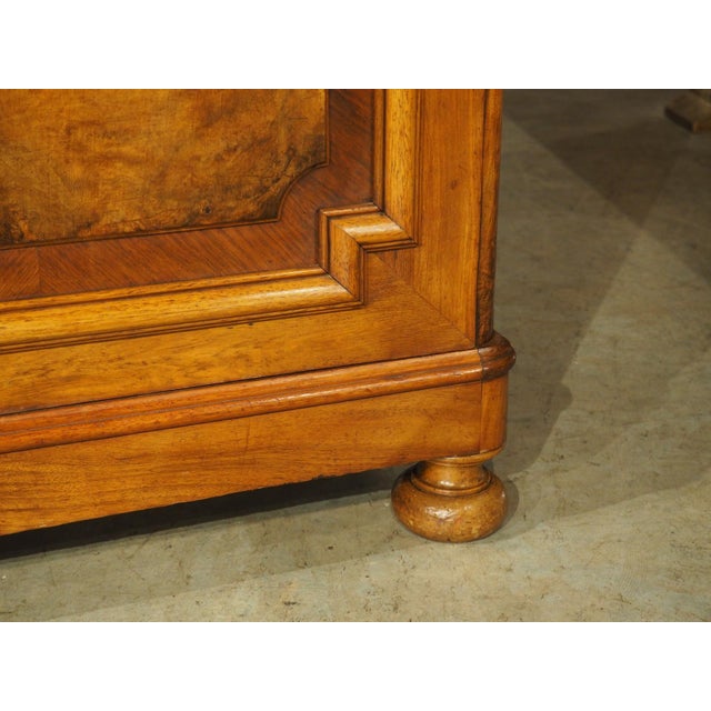 French French Louis Philippe Style Walnut Bibliotheque Bookcase, Circa 1900s For Sale - Image 3 of 18