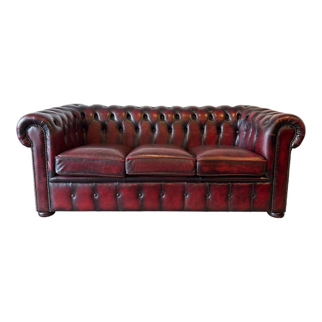 Leather Chesterfield Sofa and Club Chairs, Set of 3 For Sale - Image 4 of 8