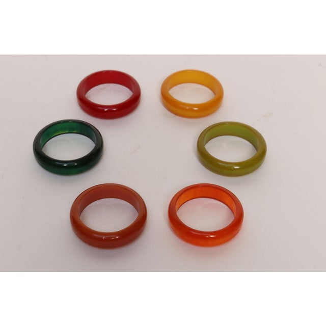 1930s Art Deco Multi-Color Bakelite Napkin Rings - Set of Six For Sale In New York - Image 6 of 16