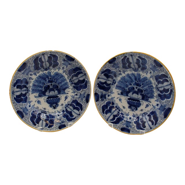 C. 1800 Pair of Delft Blue and White Peacock Feather Vase Plates For Sale