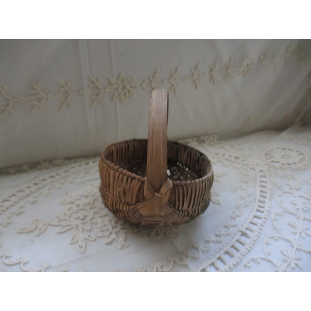 Mid 19th Century Antique Primitive Miniature Woven Gathering Basket 5" X 5" For Sale - Image 5 of 8