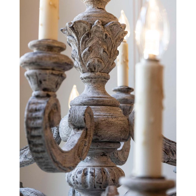 20th Century French Carved and Painted Wood Twelve-Light Chandelier For Sale - Image 4 of 18