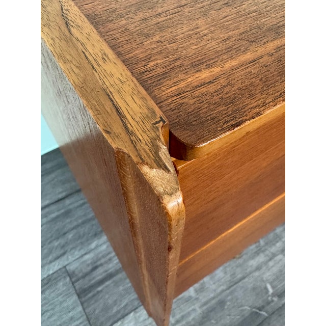 Vintage Italian Chest of Drawers in Teak with Metal Legs, 1950s For Sale - Image 14 of 18
