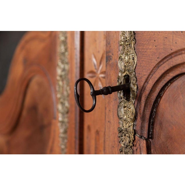 19th Century French Glazed Fruitwood Armoire / Vitrine, 1800s For Sale - Image 9 of 15