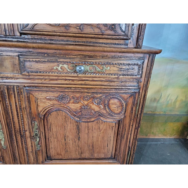 Mountain Buffet in Carved Fir For Sale - Image 9 of 12