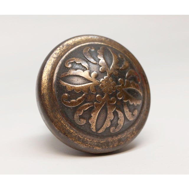 This Vernacular style four fold door knob was made by Reading in the 1900 catalog. It is part of the H-26900 Montrose...