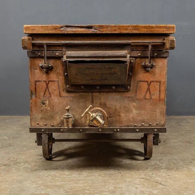 19th Century Victorian Freight Carriage with Oak Top, 1880s For Sale - Image 6 of 18