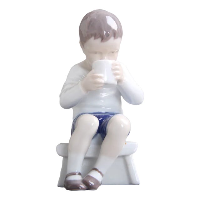 Underglaze Model B&G 1713 Milk-Drinking Boy Figure by Ingeborg Plockross Irminger, Denmark, 1960s For Sale