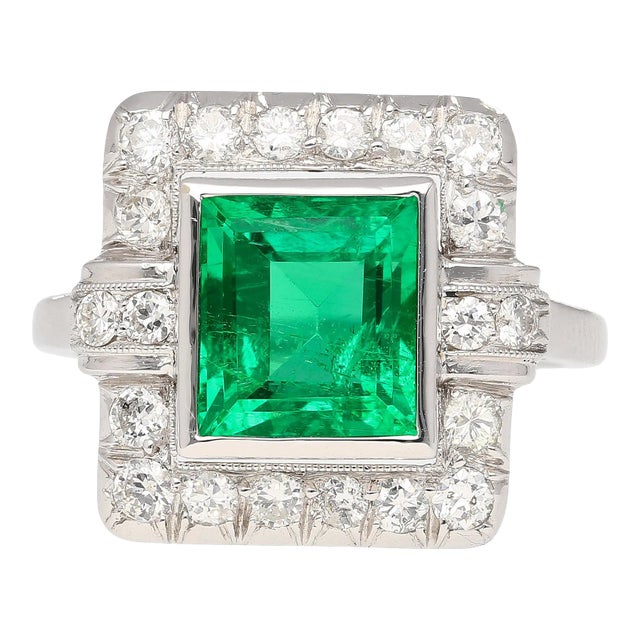 1960s 2.86 Carat Afghan-Chinese Minor Oil Emerald & Diamond Halo Ring in 18k Gold Size 6 For Sale