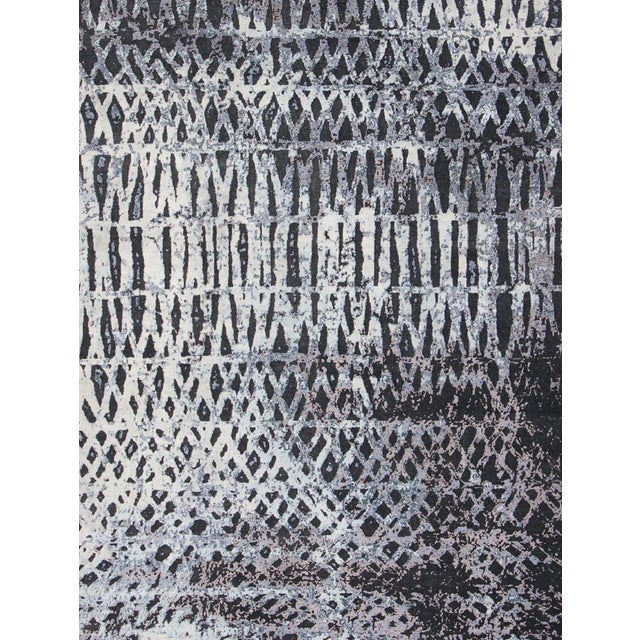 Modern design rug in Abstract design, Keivan Woven Arts/rug , country of origin / type: India / Modern, circa Early-21st...