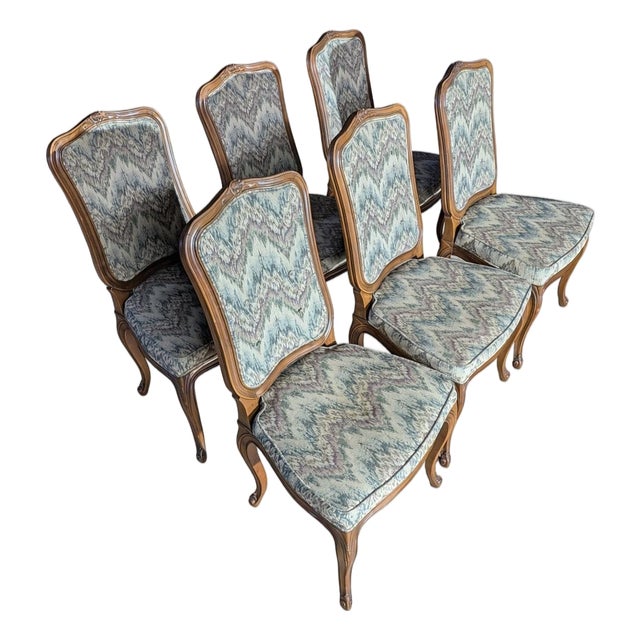 Henredon Louis XV French Provincial Dining Side Chairs in Flame-Stitch Upholstery, Set of 6 For Sale