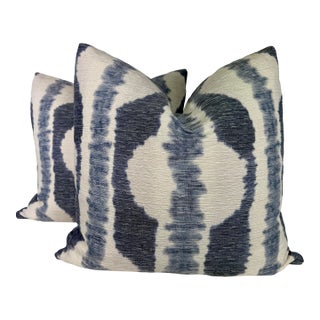 Kravet Couture "Rhea" in Murex 22" Pillows-a Pair For Sale