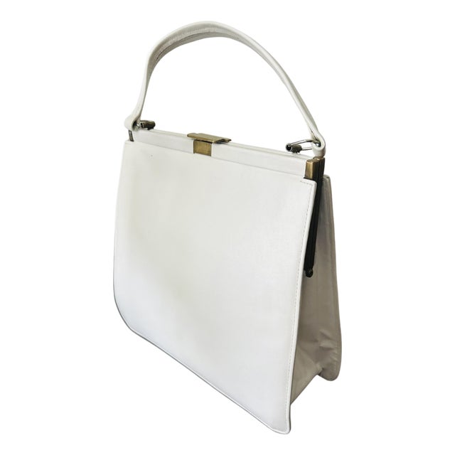 Vintage 1950s–1960s White Structured Frame Handbag | Mid-Century Top Handle Purse With Brass Clasp | Classic Retro Box Bag For Sale