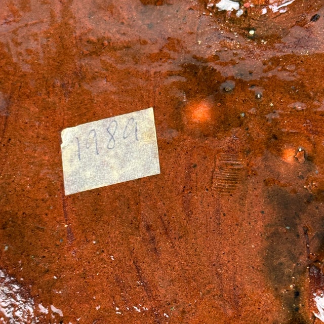 Vintage 1980s Signed Decorative Footed Ceramic Art Plate, Memphis Inspired For Sale - Image 9 of 10