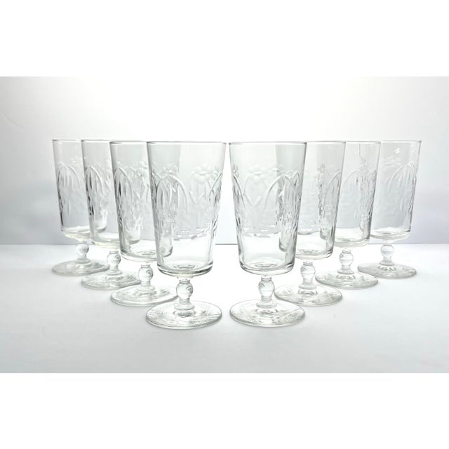 1950s Vintage Set of 8 Etched Flower Iced Tea Glasses 6 5/8” 10oz Good vintage condition. No chips, cracks, or fleabites....