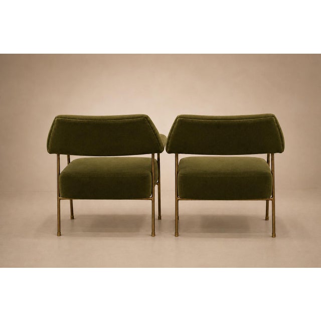 Brazilian Modern Pair of Armchairs in Aged Brass & Olive Green Mohair by Joaquim Tenreiro, 1950s For Sale - Image 12 of 17