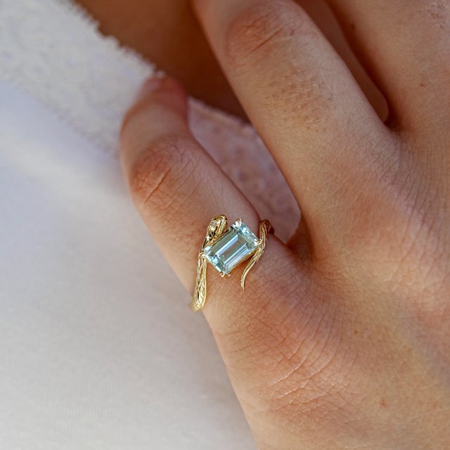 14K Solid Gold Natural Aquamarine｜Sky Blue｜Emerald-Cut｜Eye Clean Aquamarine CTW: 2.00 Natural Diamond Grade: G Color｜VS...