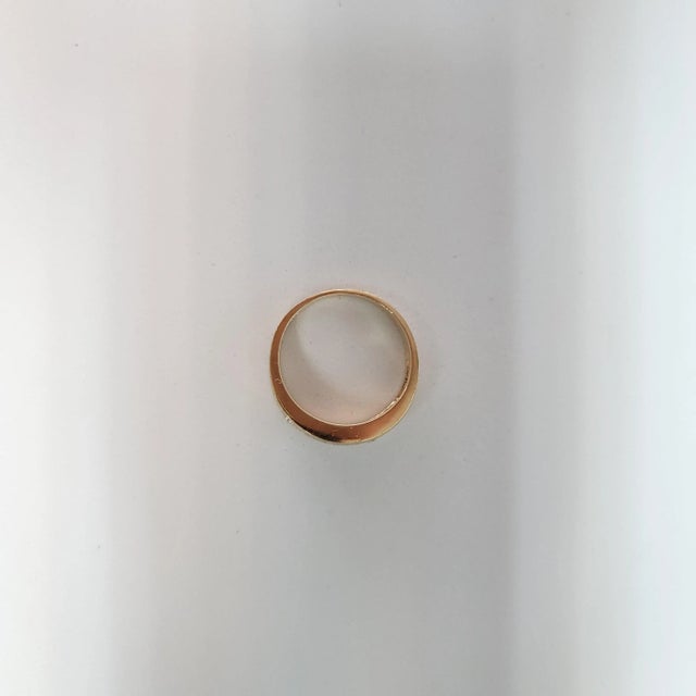 Diamond Band with Brushed Satin Finish 1.00cttw 14k Two-Toned Gold, Size 9 For Sale - Image 4 of 5