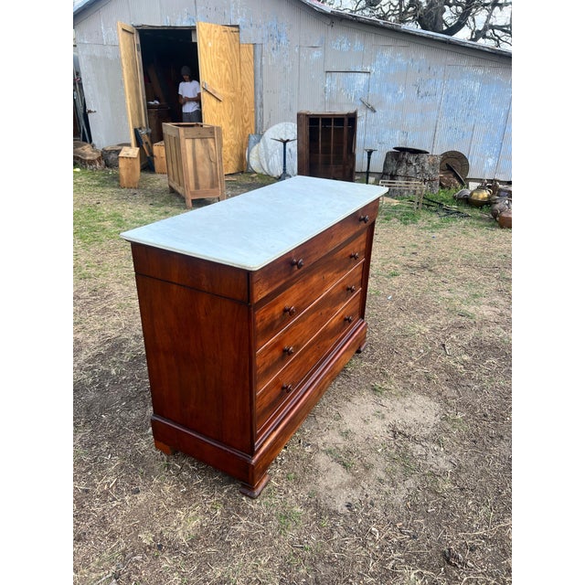 19th Century Louis Philippe Solid Flam Mahogany Carrara Marble Top Chest of Drawer / Commodes For Sale - Image 4 of 12