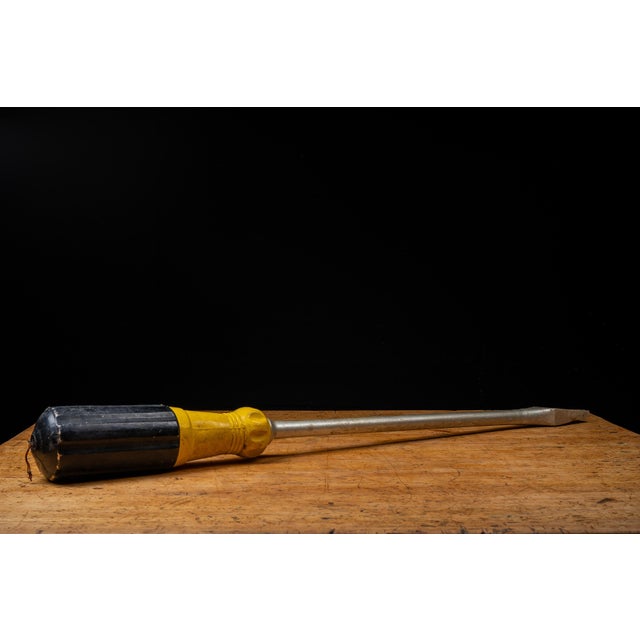 Industrial Mid 20th Century Oversized Wooden Flathead Screwdriver Display Prop For Sale - Image 3 of 8