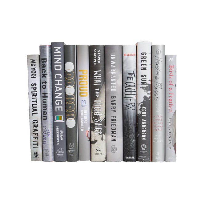 Add a splash of color to your design with a Modern Stone Dust Jacket ColorPak from Booth & Williams. These are authentic...