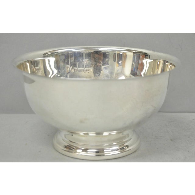 Towle Silversmiths Vintage Mid Century Modern Towle Silver Plated 8.5" Round Footed Serving Bowl For Sale - Image 4 of 11
