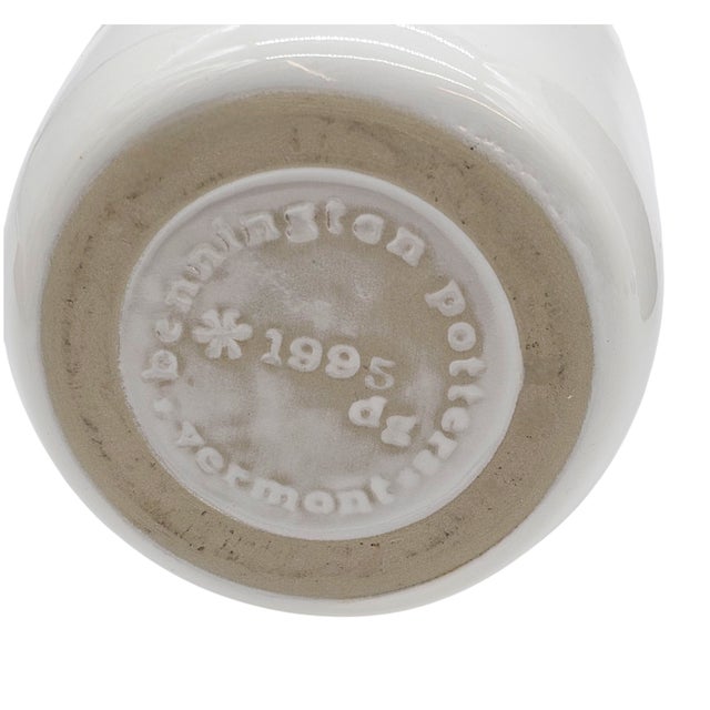 Late 20th Century Modernist David Gil Art Pottery Vase in White Glaze With Iconic Asterisk Opening – 1995 For Sale - Image 5 of 5