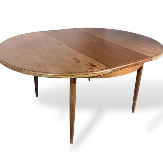 Vintage Round Extending Dining Table in Teak from G-Plan For Sale - Image 4 of 12