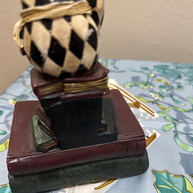 French Art Deco Hand-Painted Harlequin "The Thinker" Jester Bookend For Sale - Image 9 of 10