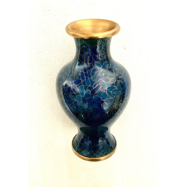 Mid 20th Century Vintage Small Floral Turquoise Blue and Gold Cloisonné Vase For Sale - Image 5 of 5
