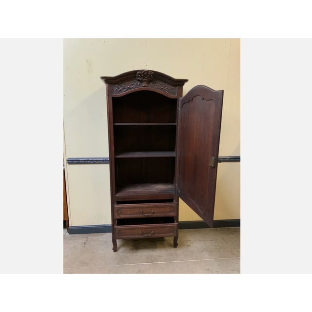 Age: circa 1910 Wood type: solid oak Condition: very good, meticulously maintained, fully restored original condition...
