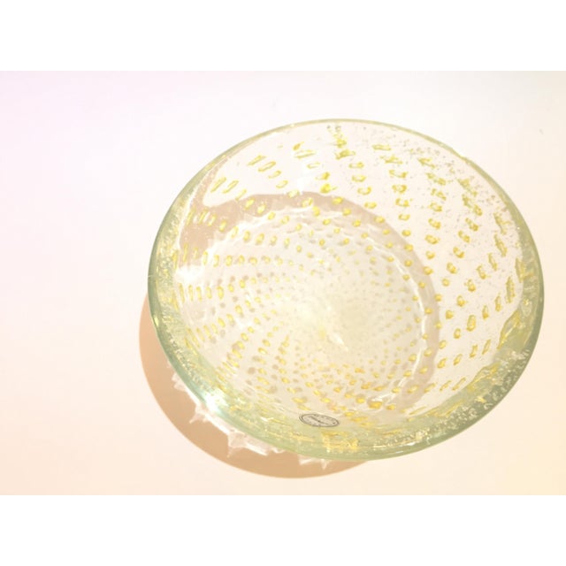 Gold Gold Infused Bubbles Italian Murano Glass Bowl For Sale - Image 8 of 12
