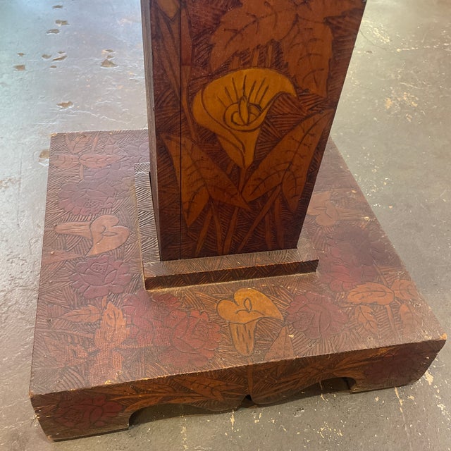 1900s Art Nouveau Pyrography Stand Wooden With a Beautiful Lady For Sale In Phoenix - Image 6 of 12
