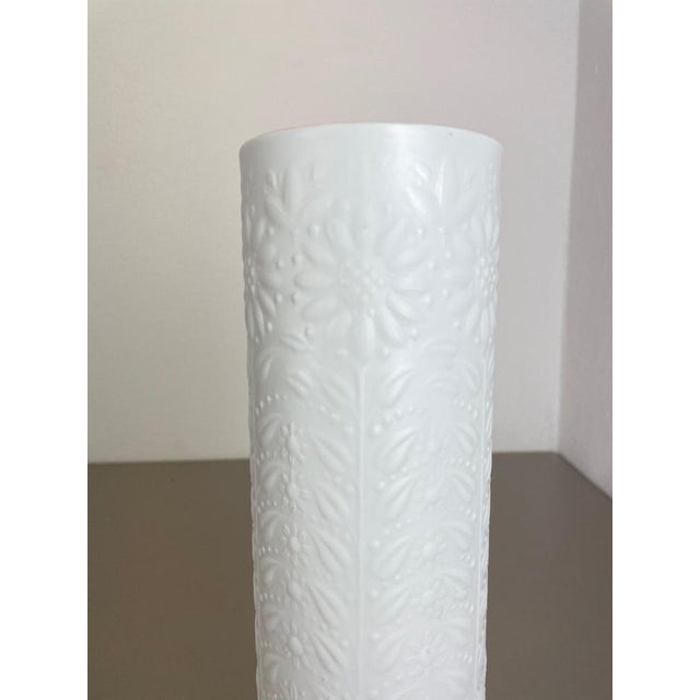 Op Art Vase by Björn Wiinblad for Rosenthal Studio Line, Germany, 1970s For Sale - Image 6 of 15