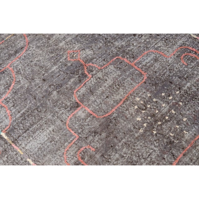 Minimalist Geometric Pattern Vintage Rug For Sale - Image 10 of 10