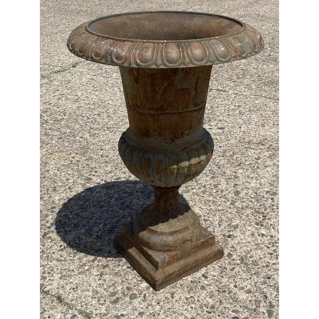 Vintage French Empire Style Large 37" Cast Iron Campana Urn Outdoor Garden Planter Pot. Item features a large impressive...
