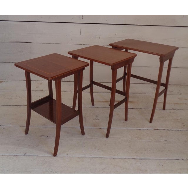 Brown Edwardian Nesting Tables in Inlaid Mahogany, 1930s, Set of 3 For Sale - Image 8 of 18