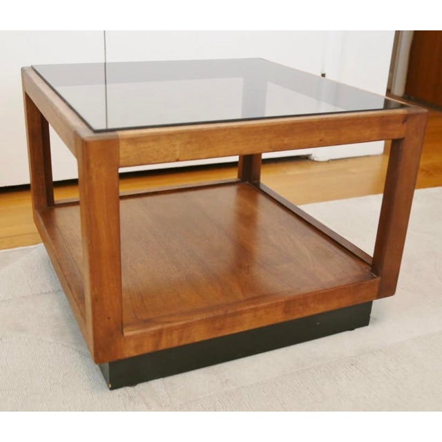 Adrian Pearsall 1960s Mid-Century Modern Smoked Glass Walnut Cube Table Attributed to Adrian Pearsall For Sale - Image 4 of 7