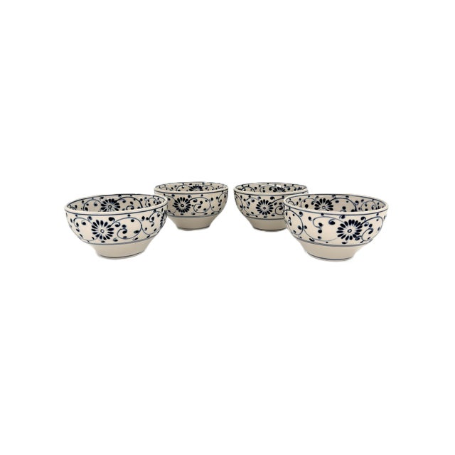 Set of 4 Bat Trang Vietnamese Ceramic Multipurpose Bowls With Hand Painted Floral Motif For Sale - Image 10 of 10