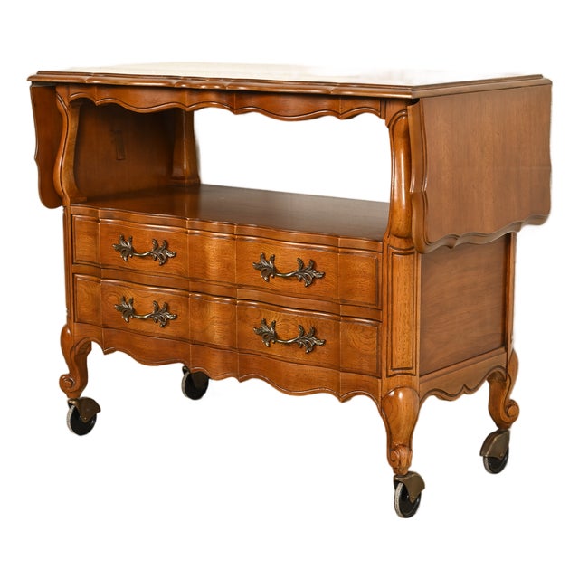 Thomasville French Provincial Louis XV Carved Walnut Buffet Server or Bar Cart, Circa 1970s For Sale