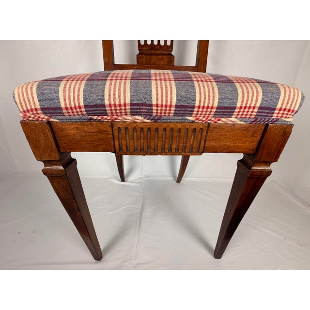 19th Century French Directoire Walnut Side Chair With Pierced Fan-Form Back For Sale - Image 4 of 7