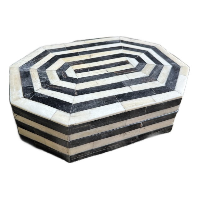 Vintage Black & White Bone Inlay Box Octagonal Geometric Trinket Box For Sale