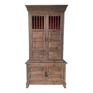 20th Century French Step Back Cupboard or Linen Press With Four Doors For Sale