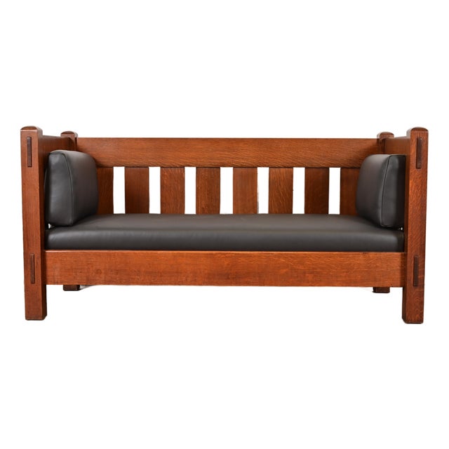 Limbert Antique Mission Oak Arts and Crafts Settle Sofa, Newly Reupholstered For Sale