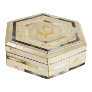 Mid 20th Century Handcrafted White Mother of Pearl Inlaid Moorish Octagonal Box
