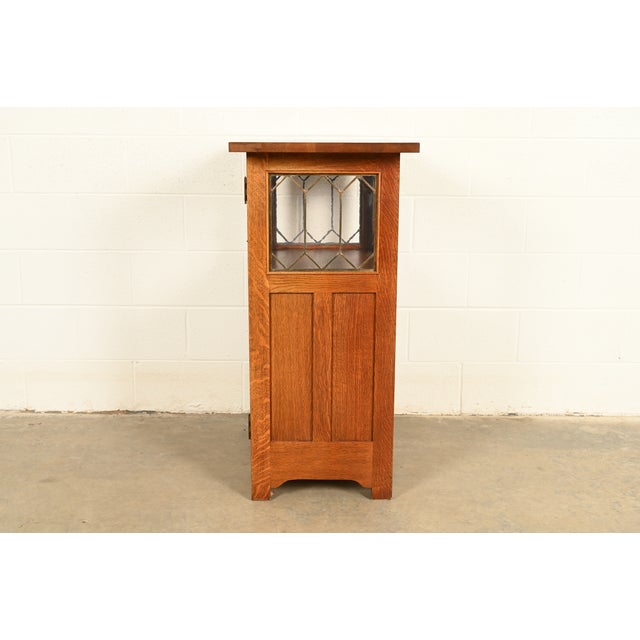 Stickley Roycroft Mission Oak Arts & Crafts Chafing Dish Stand or Side Cabinet With Leaded Glass For Sale - Image 12 of 15