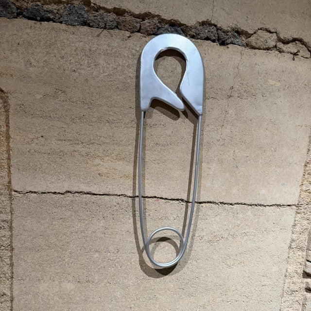 1980s Large Wall Sculpture Silver-Colored Metal Safety Pin Post Modern For Sale - Image 5 of 9