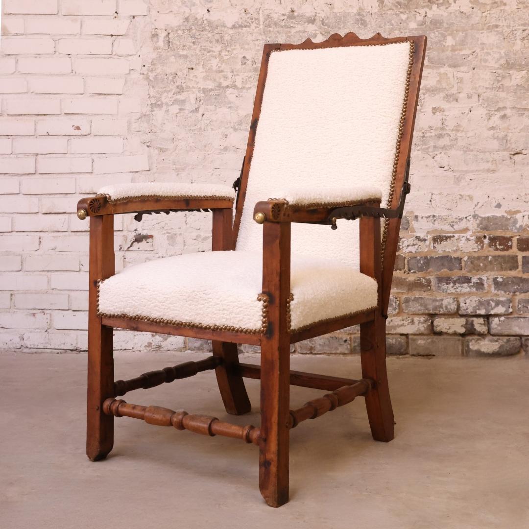 Christopher Collection Louis XVI Reclining Chair - Thumbnail 3