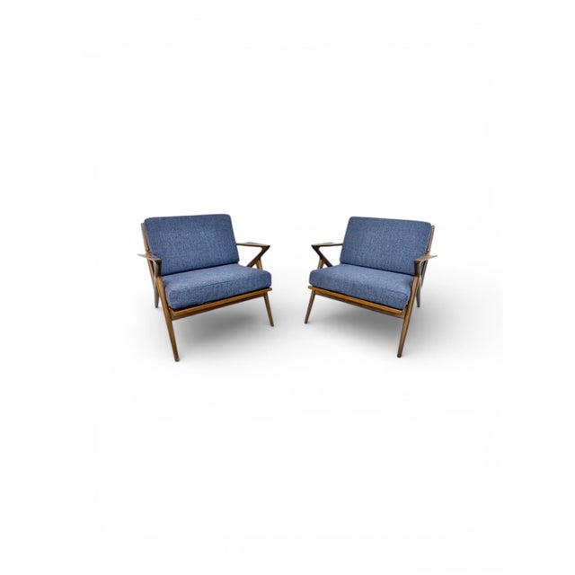 Selig Mid-Century Danish Modern Poul Jensen Selig Walnut "Z" Arm Chairs - Set of 2 For Sale - Image 4 of 9