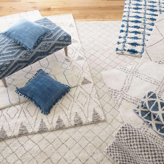 Dash & Albert Dash & Albert by Annie Selke Citra Grey Hand Knotted Wool Rug, 2'6" x 8' For Sale - Image 4 of 5